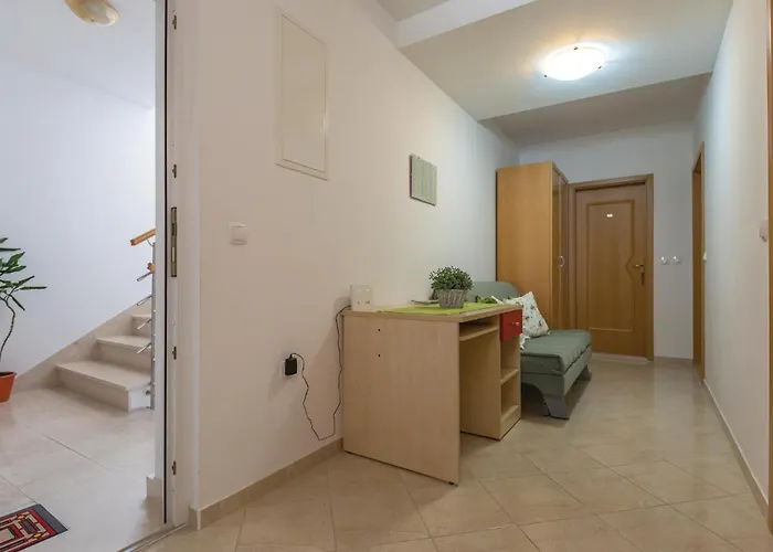 Apartment Vukovarska Ix Makarska